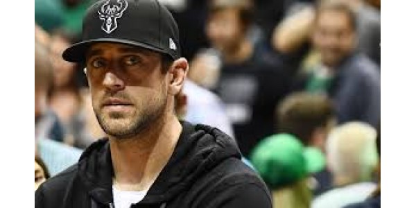 Aaron Rodgers rechazó el nuevo contrato propuesto por Green Bay Packers